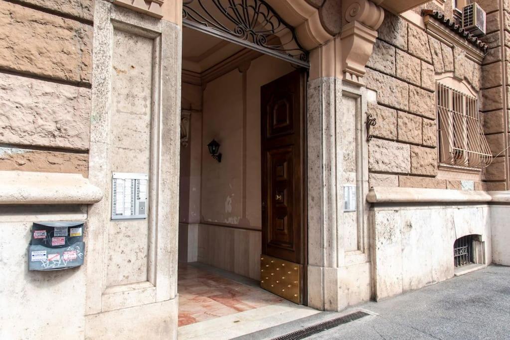 Domus Viola In San Giovanni Rome Exterior photo